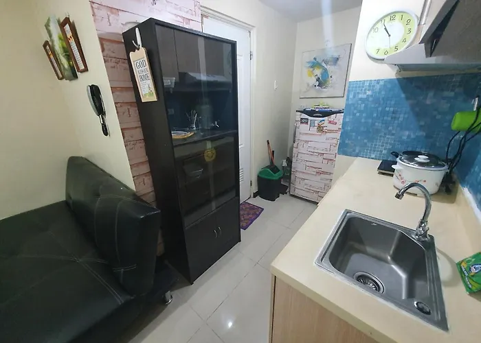 Lodge Transient Condo- Wynn Plaza Manila
